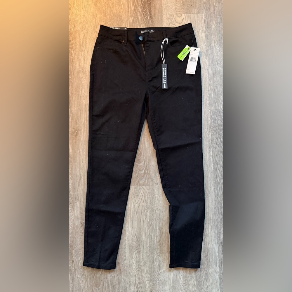 Design Lab Lord & Taylor Black Skinny Pants